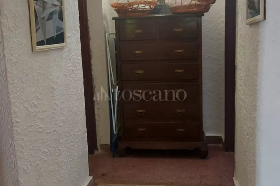 Casa Indipendente in vendita di 205 mq a €65.000 (rif. 12/2026)