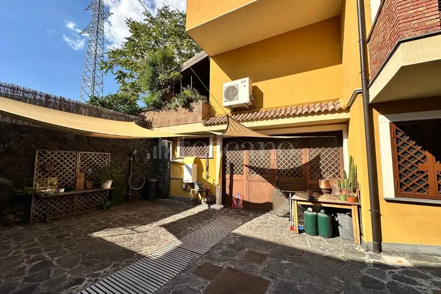 Casa Indipendente in vendita di 204 mq a €498.000 (rif. 173/2026)