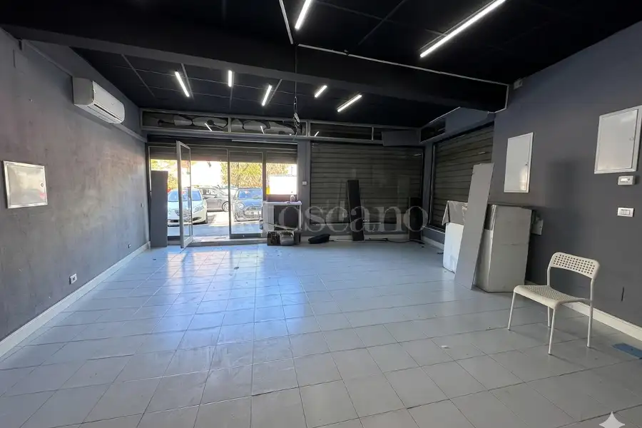 Negozio in vendita di 70 mq a €179.000 (rif. 6/2026)