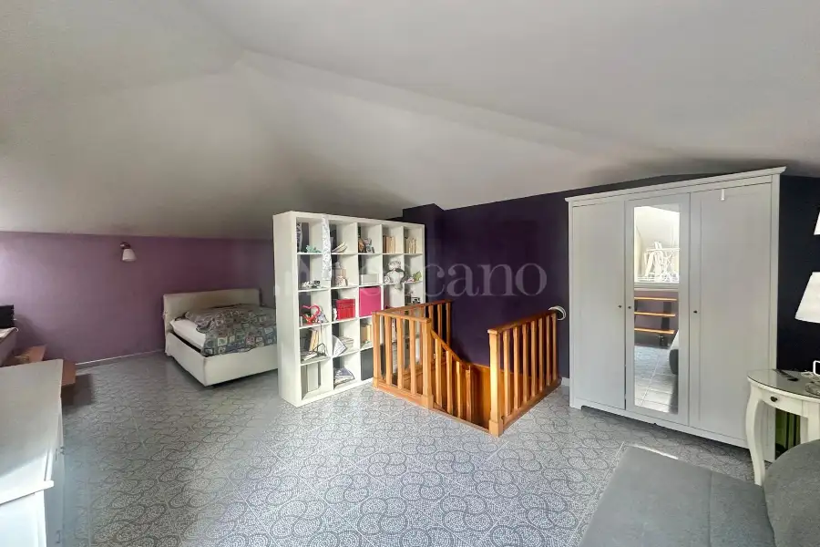 Attico in vendita di 146 mq a €359.000 (rif. 11/2025)