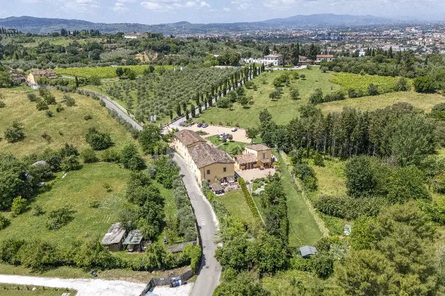 Casa Indipendente in vendita di 176 mq a €1.250.000 (rif. 51/2026)
