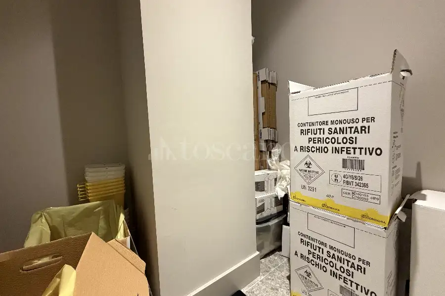 Negozio in vendita di 530 mq a €2.300.000 (rif. 65/2026)