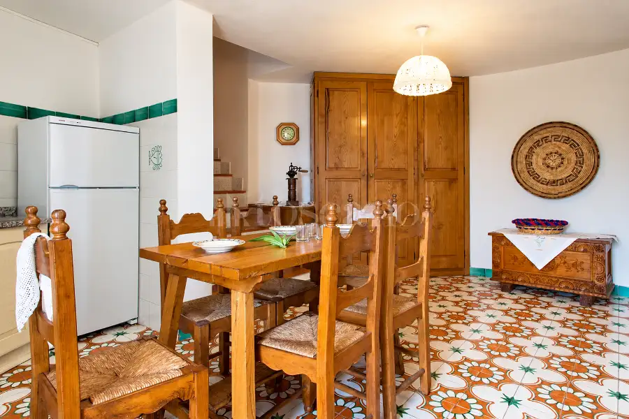 Villa in vendita di 278 mq a €1.200.000 (rif. 41/2025)