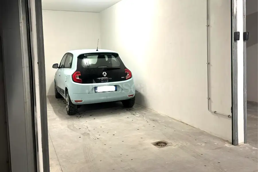 Box in vendita di 22 mq a €65.000 (rif. 24/2025)