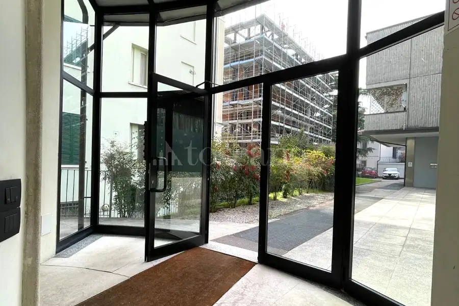 Ufficio in vendita di 85 mq a €275.000 (rif. 32/2026)