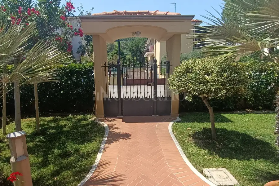 Casa in affitto di 90 mq a €2.500 (rif. 5/2025)