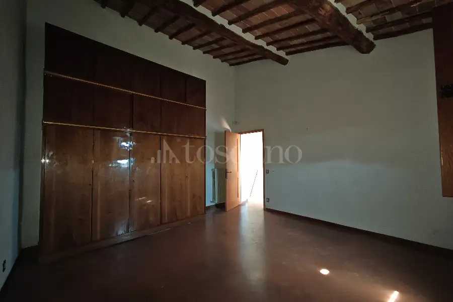 Casa in vendita di 400 mq a €650.000 (rif. 26/2025)