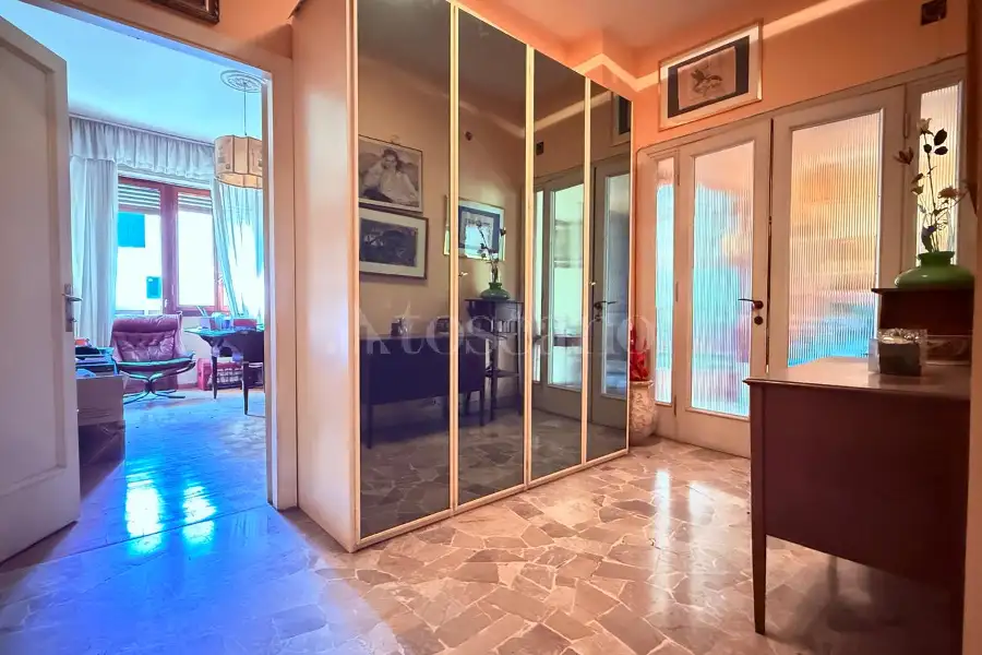 Casa in vendita di 175 mq a €640.000 (rif. 12/2026)