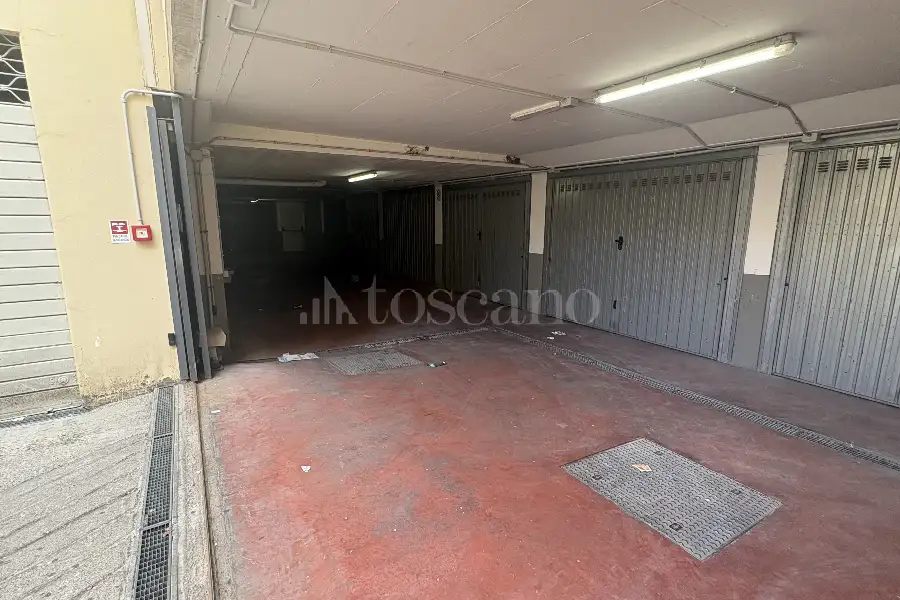 Box in vendita di 22 mq a €25.000 (rif. 46/2026)