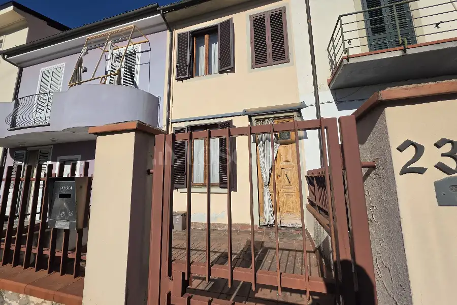 Villino a Schiera in vendita di 114 mq a €289.000 (rif. 42/2026)