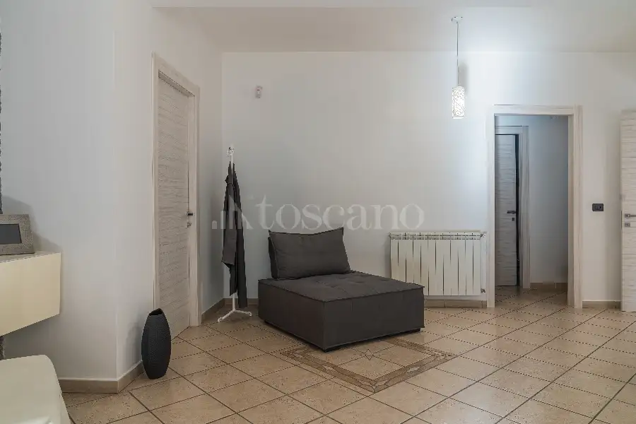 Villa in vendita di 200 mq a €390.000 (rif. 77/2026)