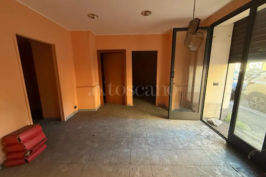 Negozio in vendita di 91 mq a €135.000 (rif. 77/2025)
