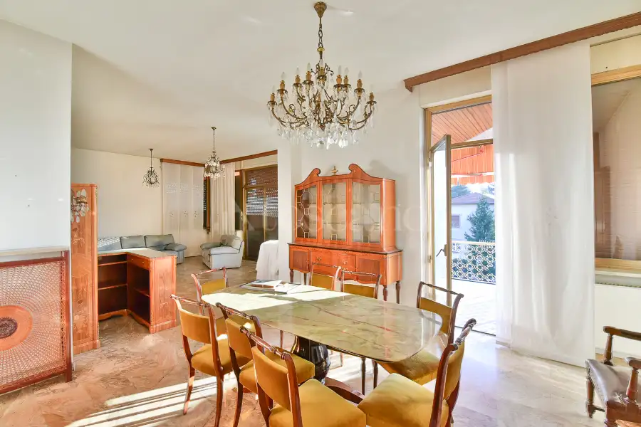 Villa in vendita di 370 mq a €525.000 (rif. 54/2025)