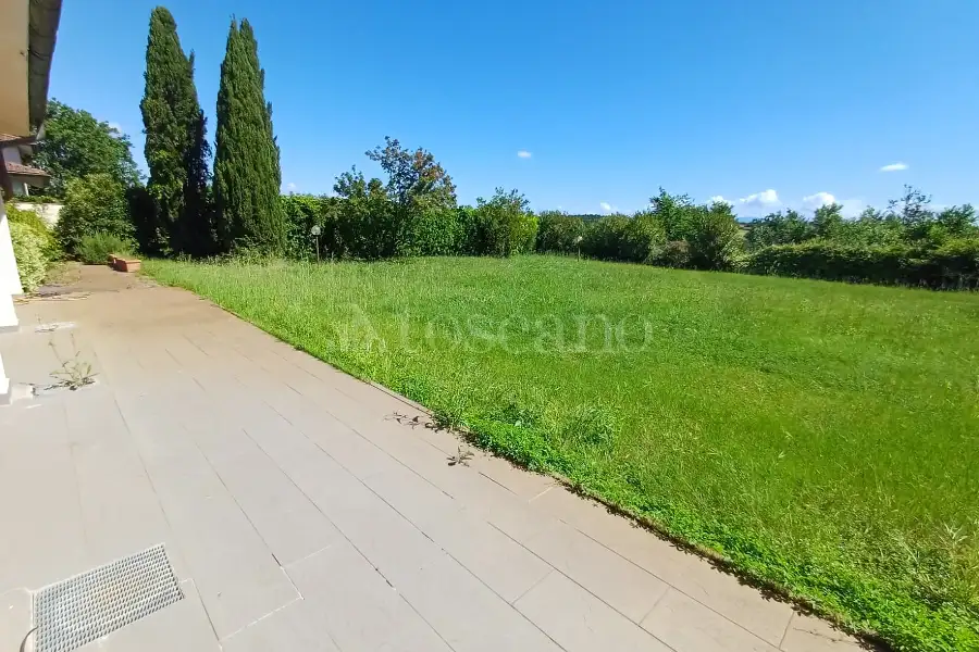Villa in vendita di 370 mq a €495.000 (rif. 9/2026)