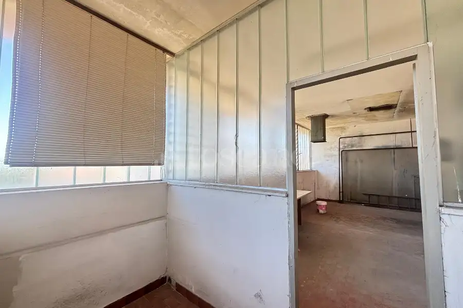 Magazzino in vendita di 250 mq a €153.000 (rif. 36/2026)