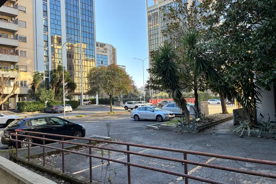 Negozio in vendita di 440 mq a €1.090.000 (rif. 2/2026)