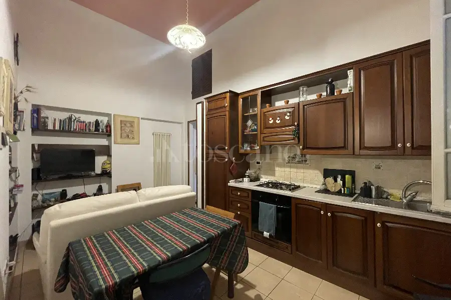 Palazzo in vendita di 350 mq a €685.000 (rif. 26/2024)