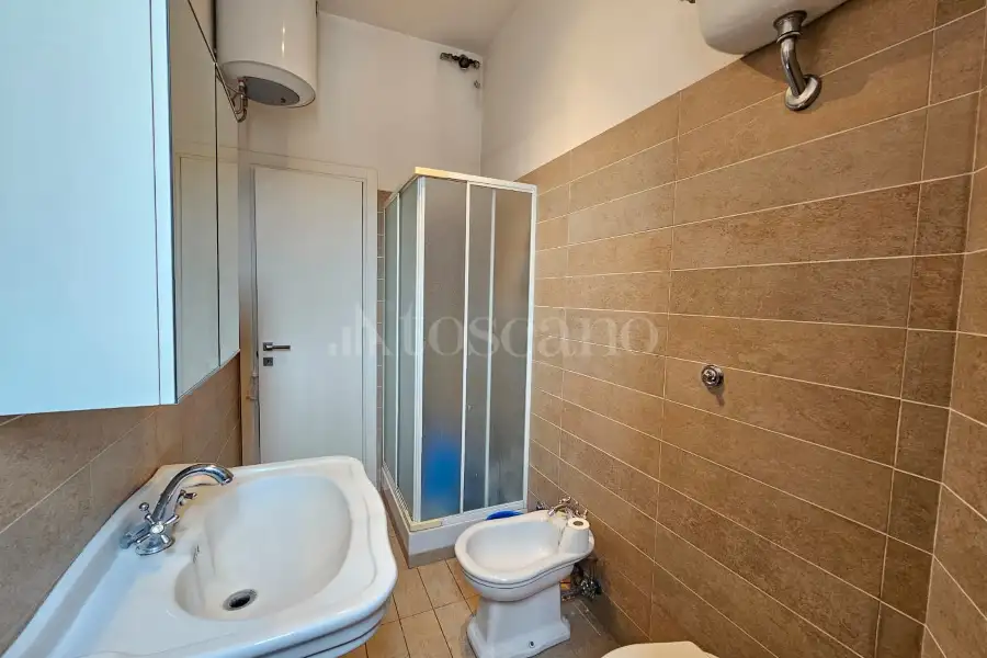 Negozio in affitto di 122 mq a €3.350 (rif. 15/2026)
