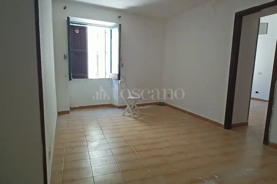 Casa in vendita di 480 mq a €450.000 (rif. 37/2026)