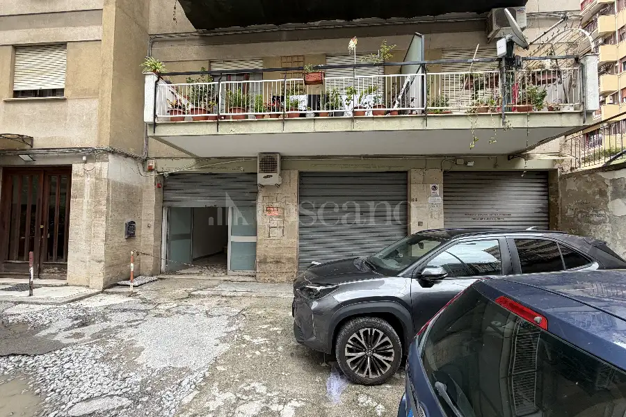 Box in vendita di 105 mq a €99.000 (rif. 29/2026)