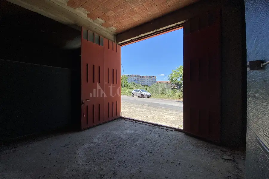 Magazzino in vendita di 180 mq a €109.000 (rif. 116/2025)