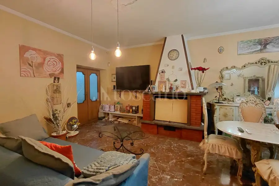 Casa in vendita di 195 mq a €345.000 (rif. 4/2026)