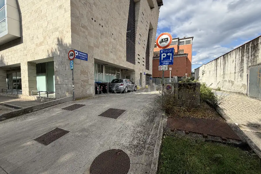 Posto Auto in vendita di 18 mq a €17.000 (rif. 45/2026)