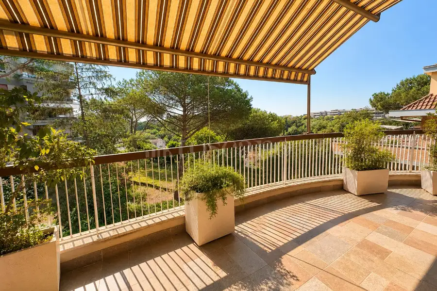 Attico in vendita di 140 mq a €599.000 (rif. 25/2026)