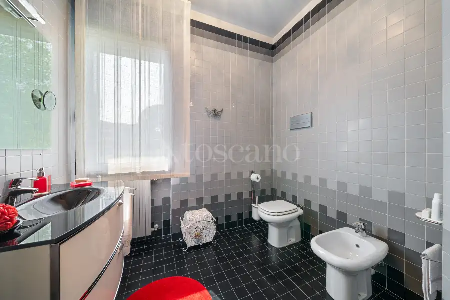 Villa in vendita di 420 mq a €2.700.000 (rif. 31/2025)