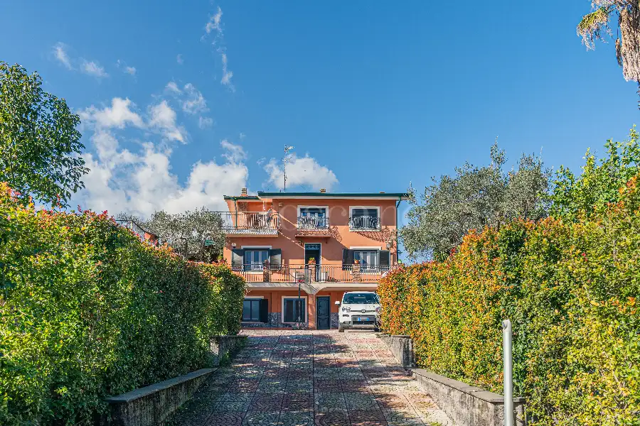 Villa in vendita di 270 mq a €318.000 (rif. 1/2026)