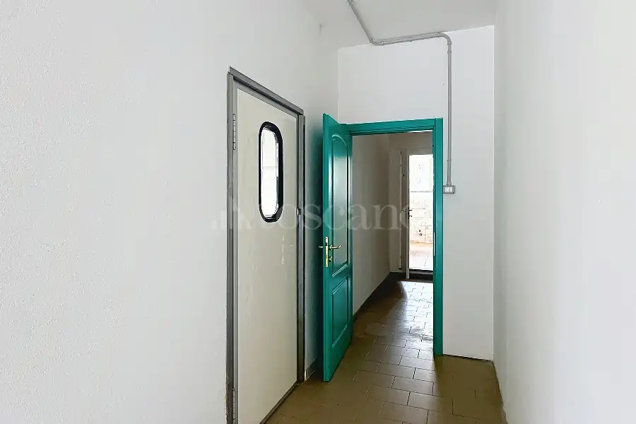 Negozio in vendita di 250 mq a €195.000 (rif. 71/2025)