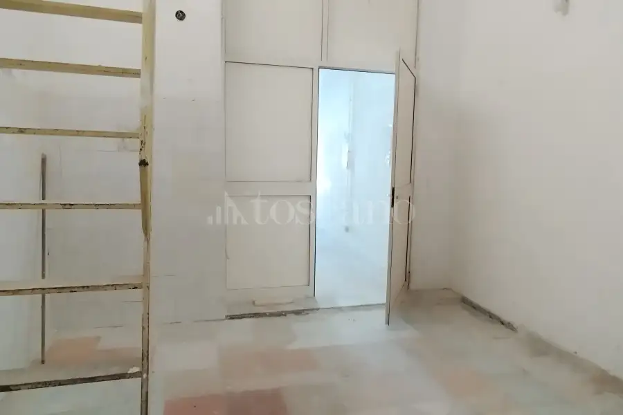 Negozio in vendita di 81 mq a €109.000 (rif. 13/2026)