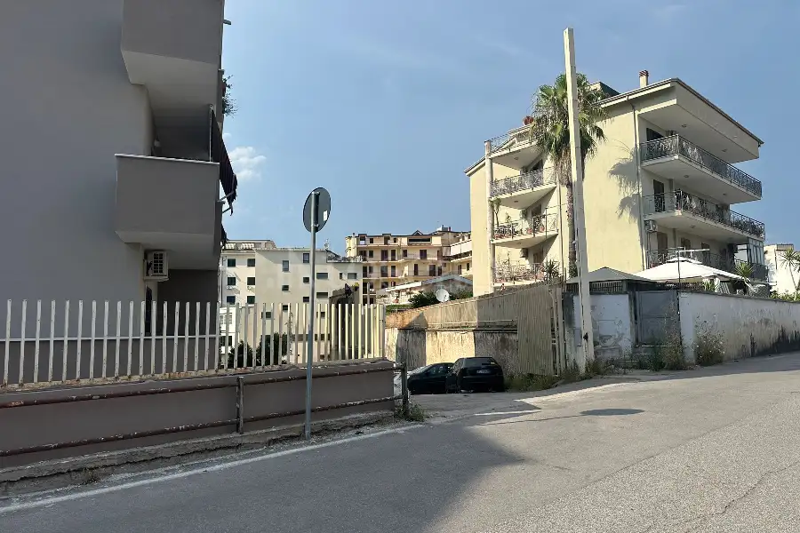 Magazzino in vendita di 400 mq a €135.000 (rif. 17/2025)