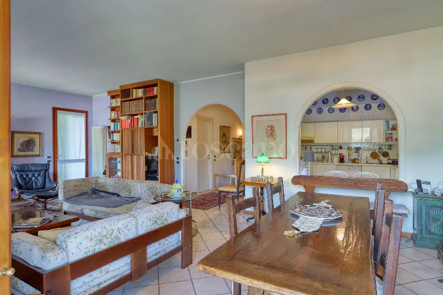 Villa in vendita di 240 mq a €750.000 (rif. 179/2026)