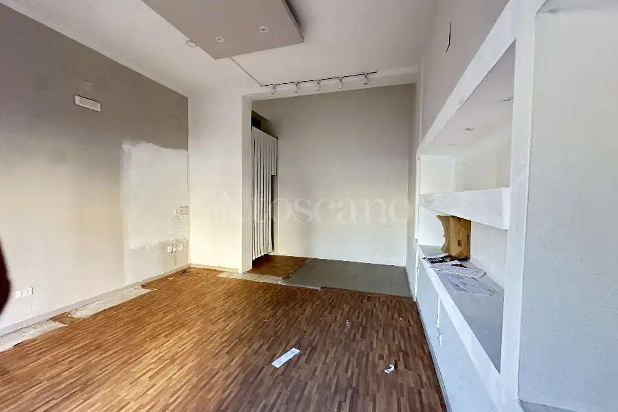 Negozio in vendita di 30 mq a €65.000 (rif. 60/2026)