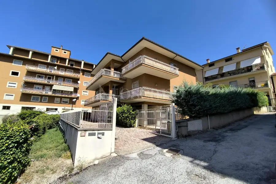 Casa in vendita di 200 mq a €385.000 (rif. 33/2026)