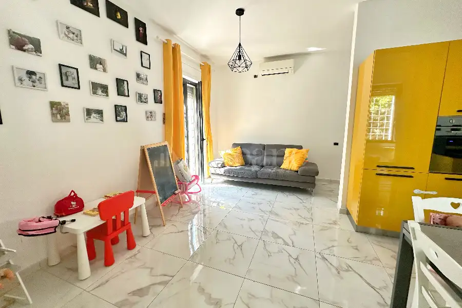 Villa Bifamiliare in vendita di 80 mq a €195.000 (rif. 25/2026)