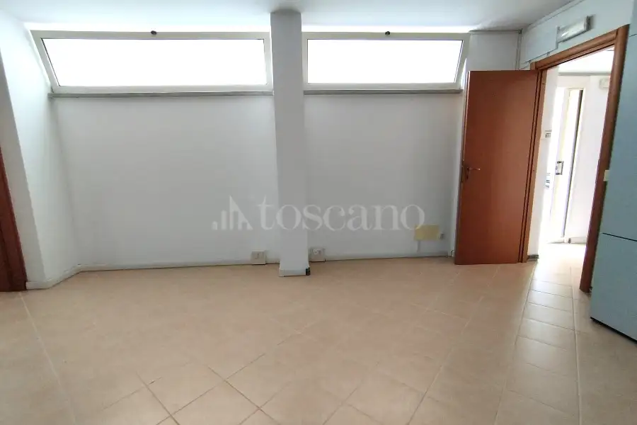 Ufficio in vendita di 70 mq a €80.000 (rif. 27/2024)