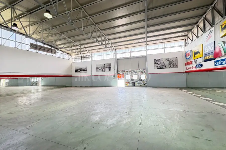 Capannone in affitto di 400 mq a €2.000 (rif. 43/2026)