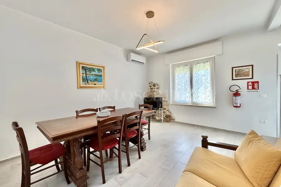 Villino a Schiera in vendita di 90 mq a €330.000 (rif. 18/2026)
