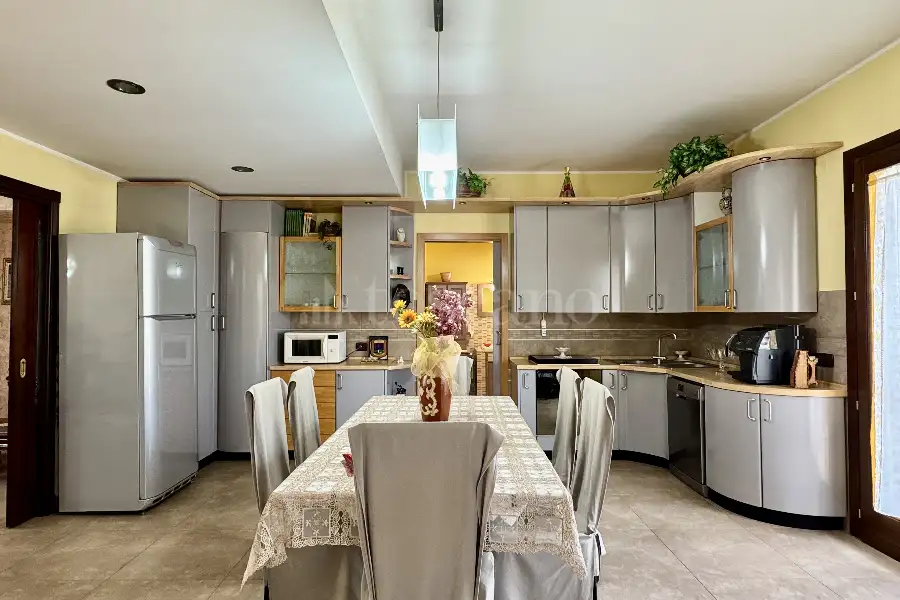 Villa in vendita di 360 mq a €575.000 (rif. 60/2025)