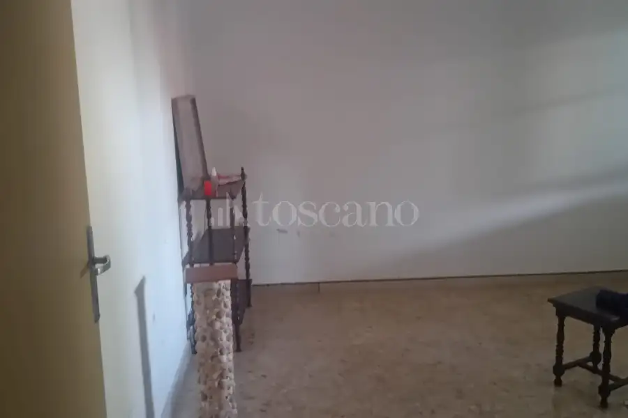 Casa Indipendente in vendita di 250 mq a €500.000 (rif. 106/2026)