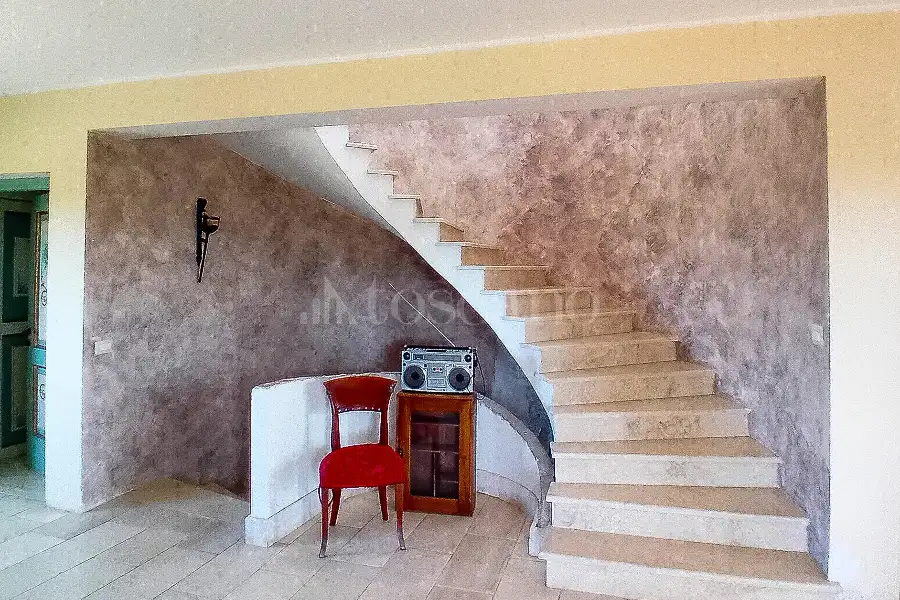 Villa in vendita di 432 mq a €415.000 (rif. 36/2026)