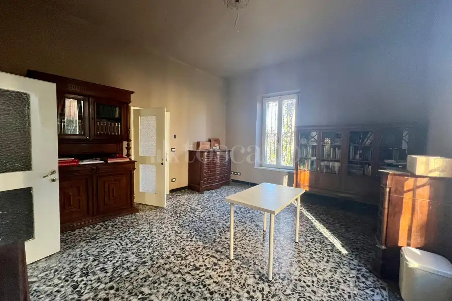 Rustico in vendita di 1.981 mq trattativa riservata (rif. 95/2022)
