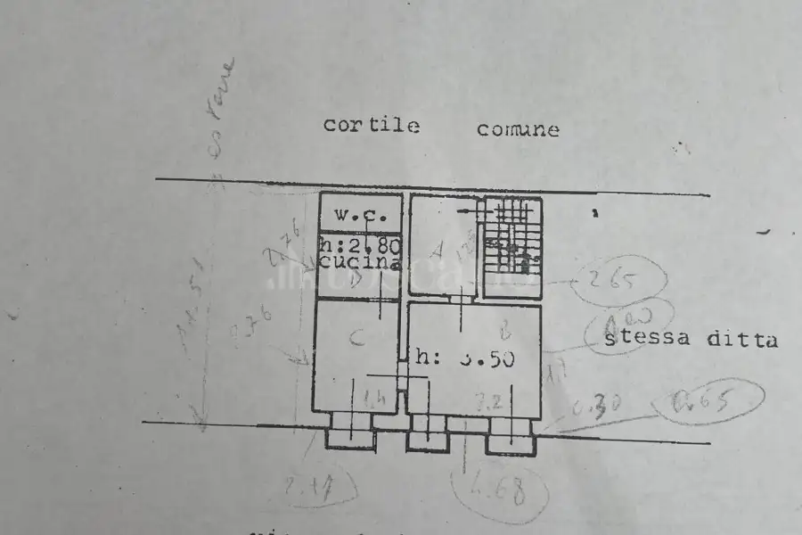 Palazzo in vendita di 350 mq a €388.000 (rif. 11/2026)