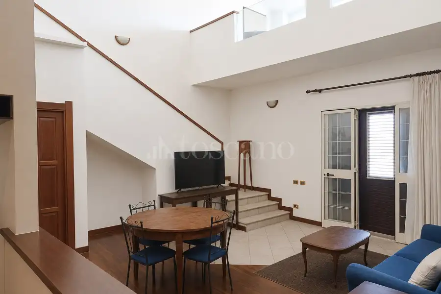 Villa Bifamiliare in vendita di 400 mq a €524.000 (rif. 108/2026)