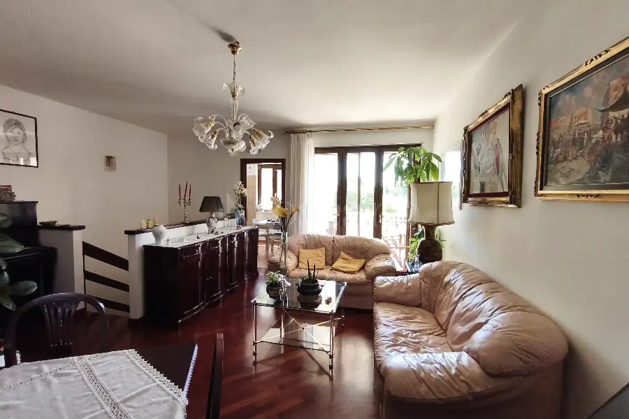 Casa in vendita di 138 mq a €258.000 (rif. 38/2026)