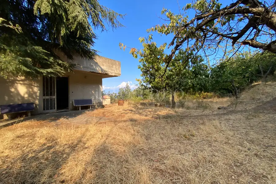 Casa Indipendente in vendita di 99 mq a €100.000 (rif. 38/2026)
