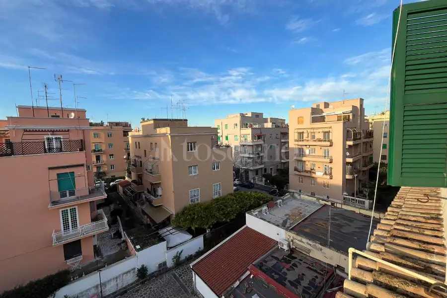 Attico in vendita di 100 mq a €480.000 (rif. 93/2024)