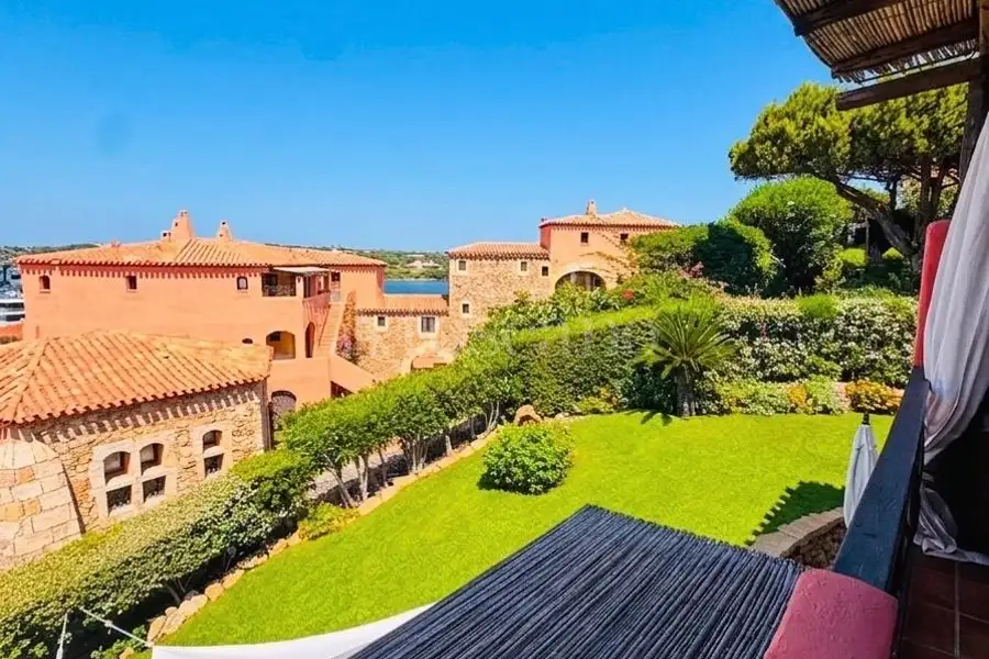 Casa in vendita di 80 mq a €900.000 (rif. 20/2026)